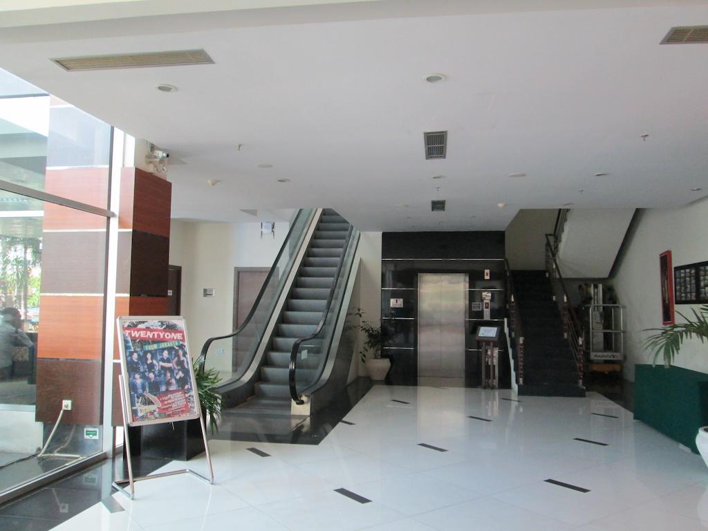 方舟塔酒店 Klandasan Kecil 外观 照片